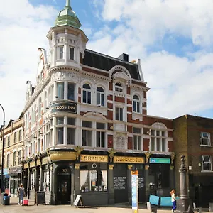 New Cross Albergue